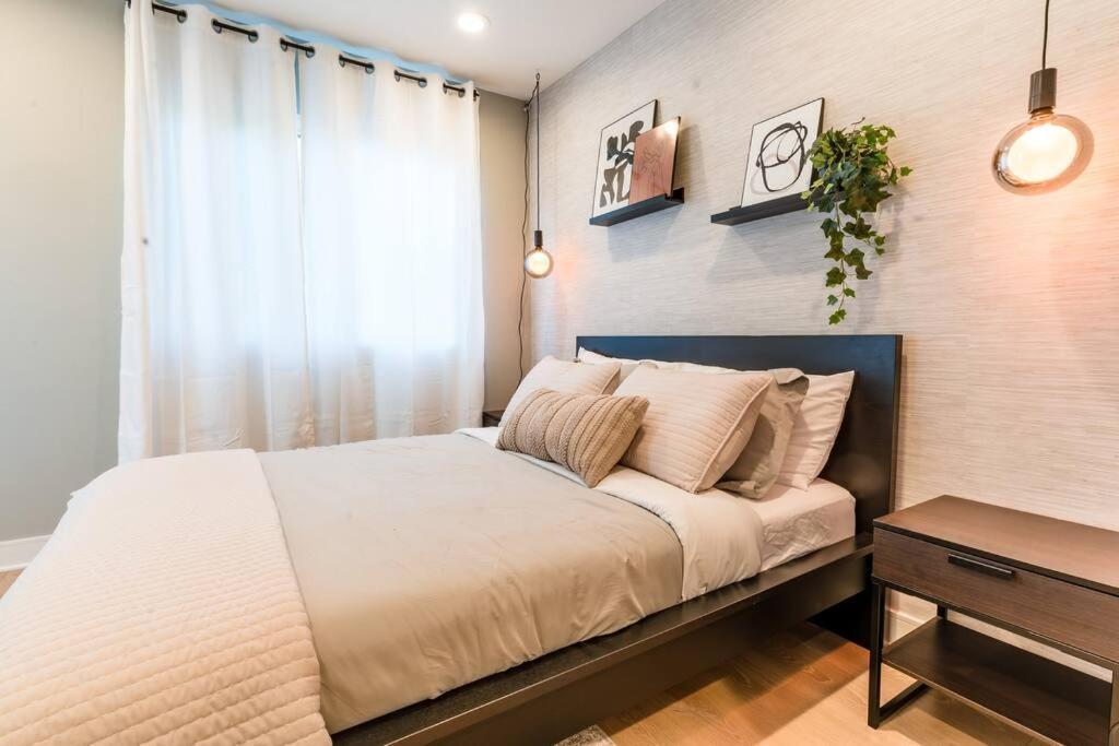 Calm & Cozy 2 Bedroom Townhome 10 Min From Universal Studios ロサンゼルス エクステリア 写真